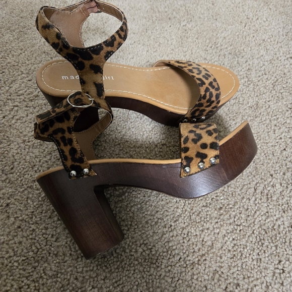 Madden Girl Sandals - Picture 4 of 5